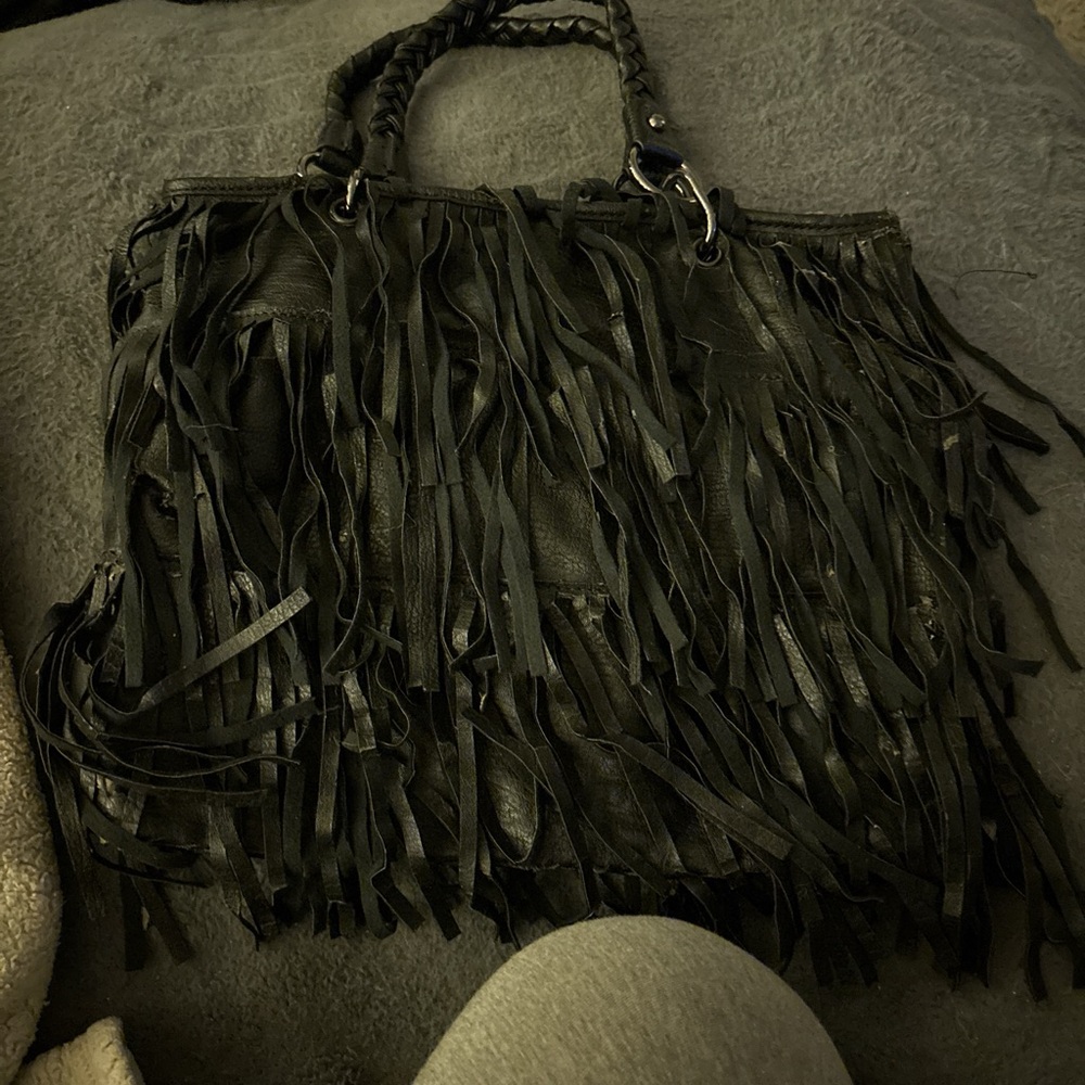 Black fringe bag with braided straps #fringebag